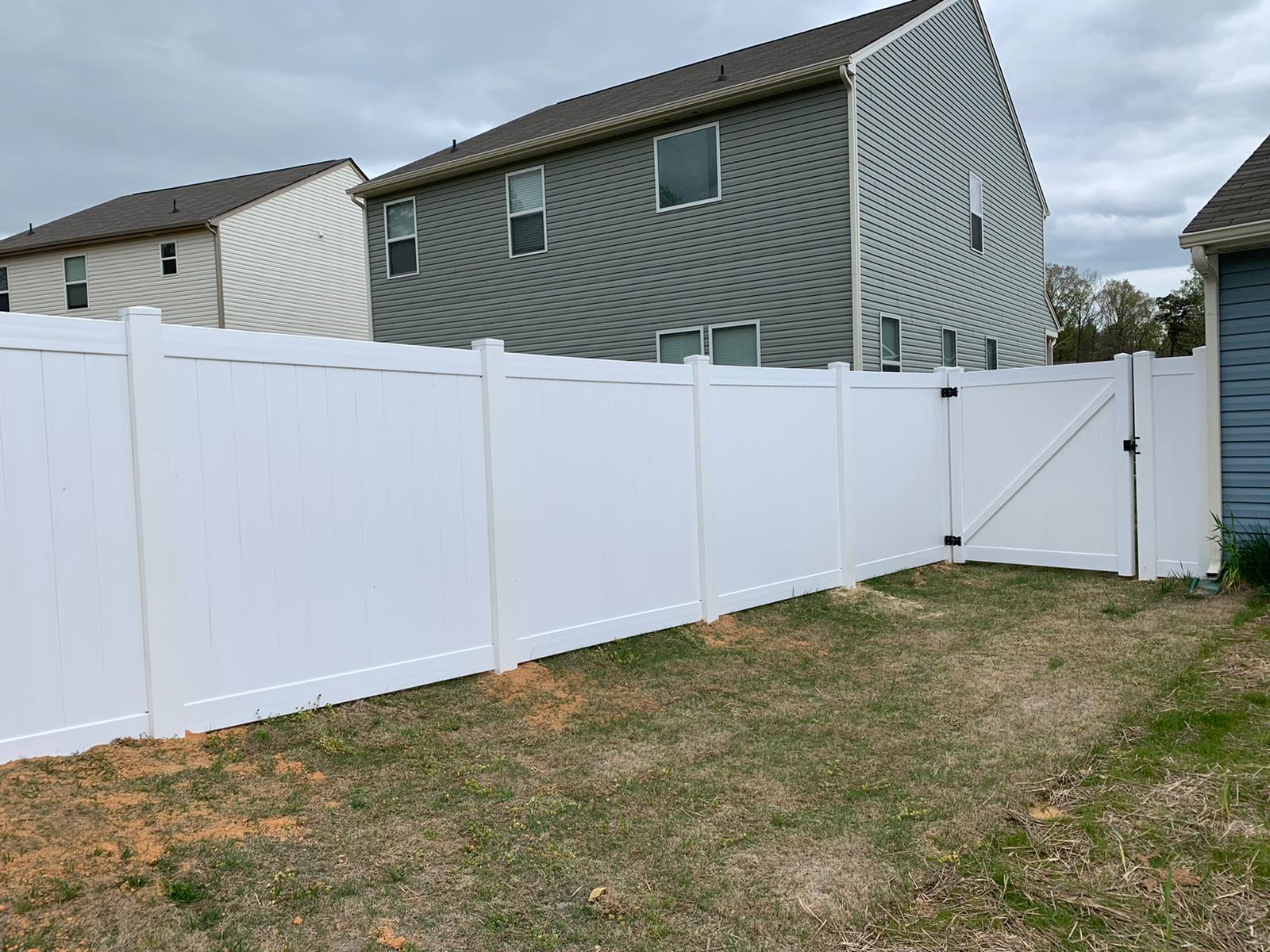 Privacy vinyl fence | best choice 4 fencing, LLC | Charlotte fence builder